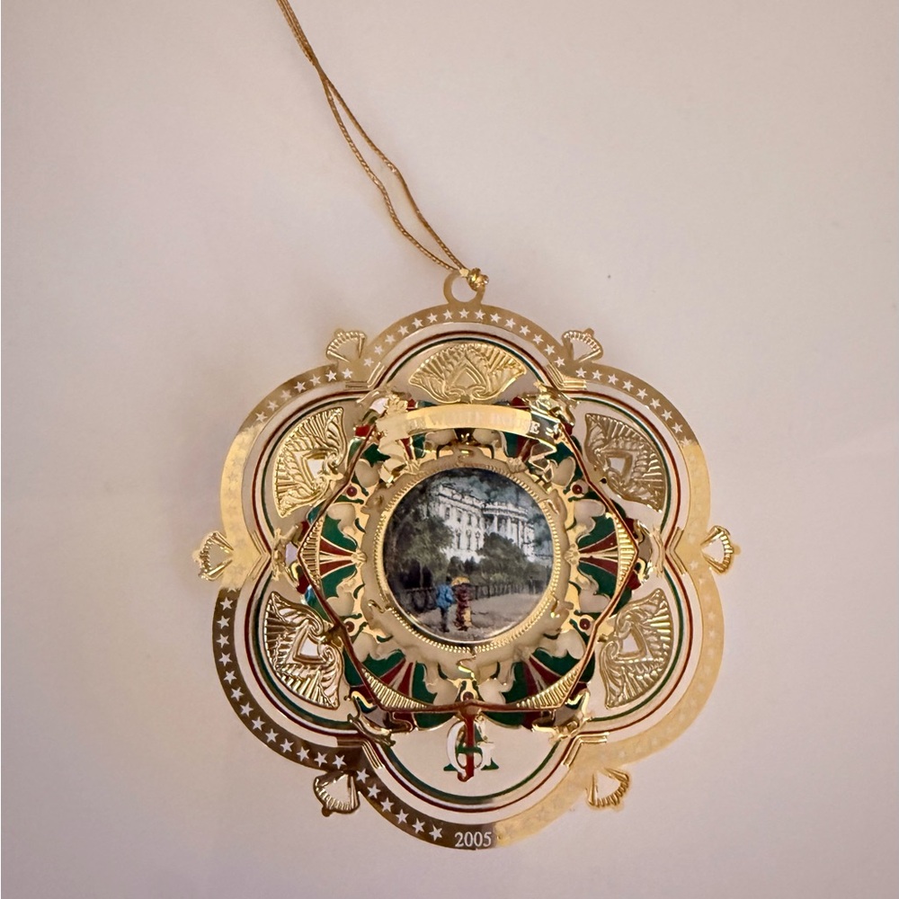 The White House 2005 Christmas Ornament 
Historical Association Collection Item